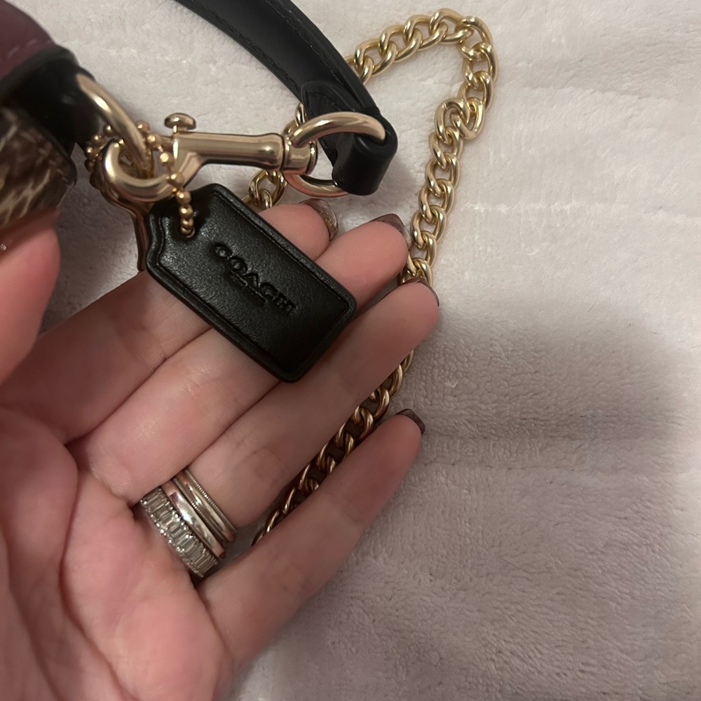 Coach purse - Picture 3 of 5